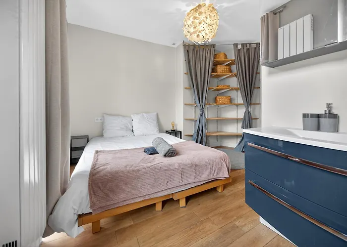 Le Nid De La Pomme *