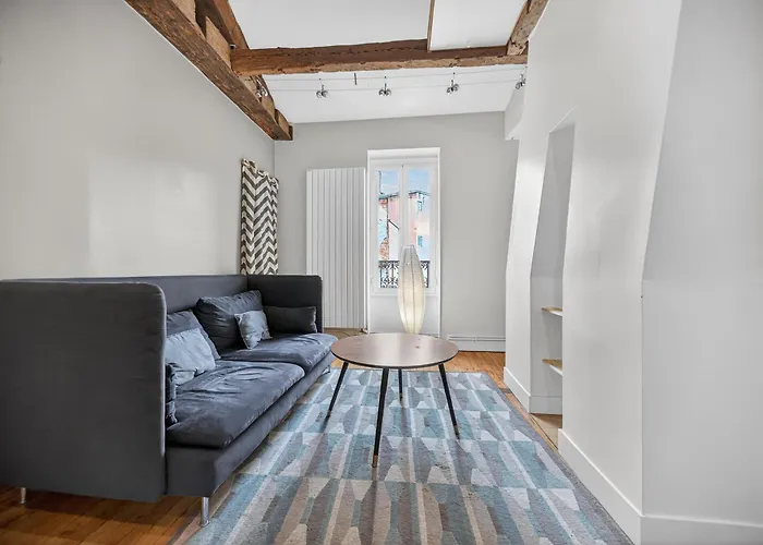 Le Nid De La Pomme *